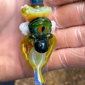 BADGERFIST GLASS UV hobo troll face pendant